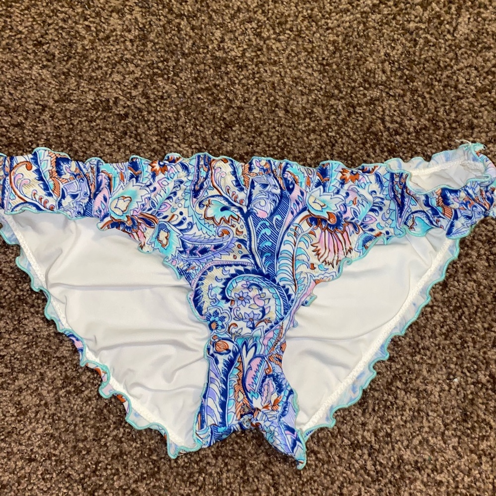 VICTORIA SECRET BIKINI BOTTOMS